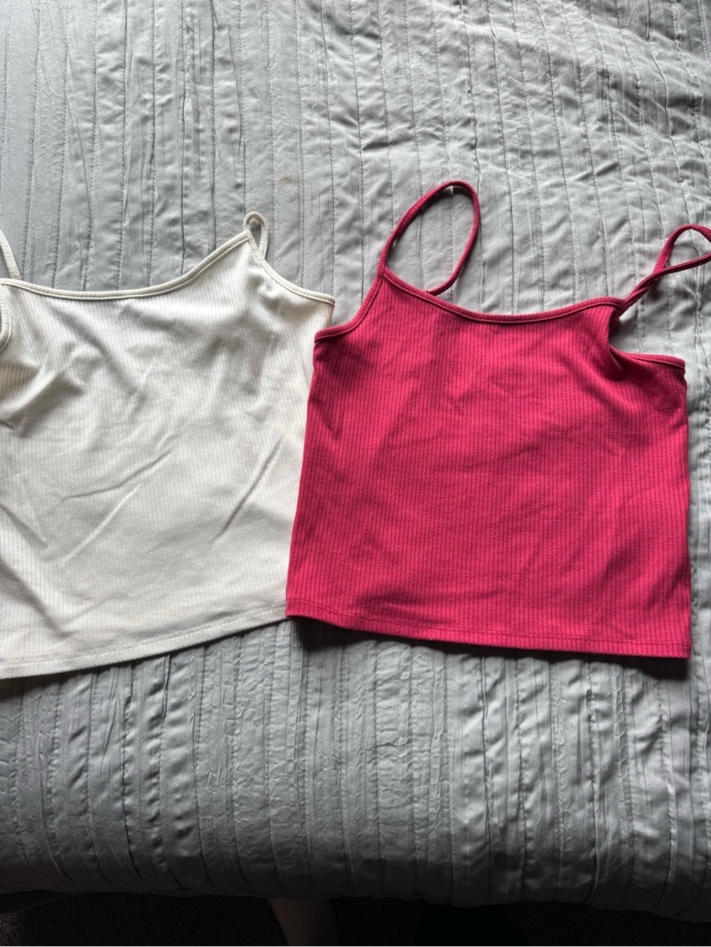 American Eagle Outfitters Ribbed Spaghetti Strap Tank - Red & Cream